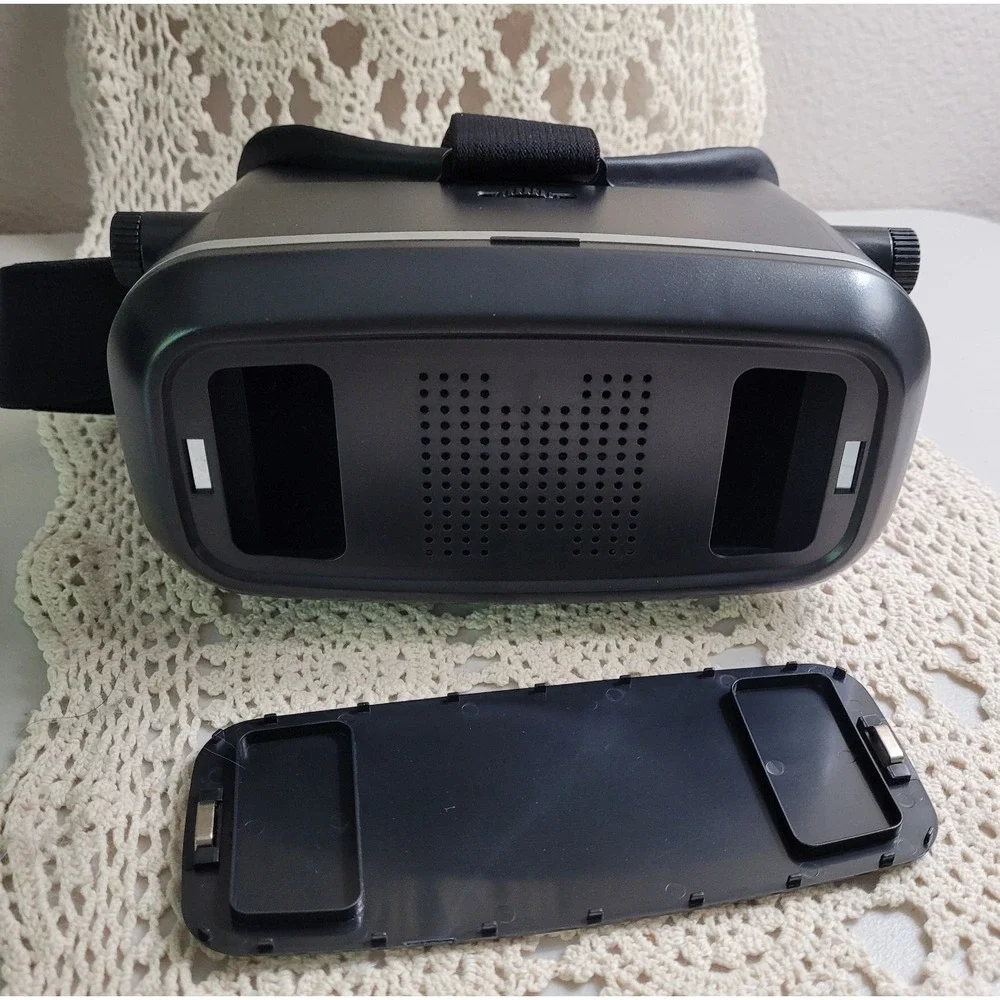 Astoria VR Virtual Reality Headset For Smartphone, 3.5